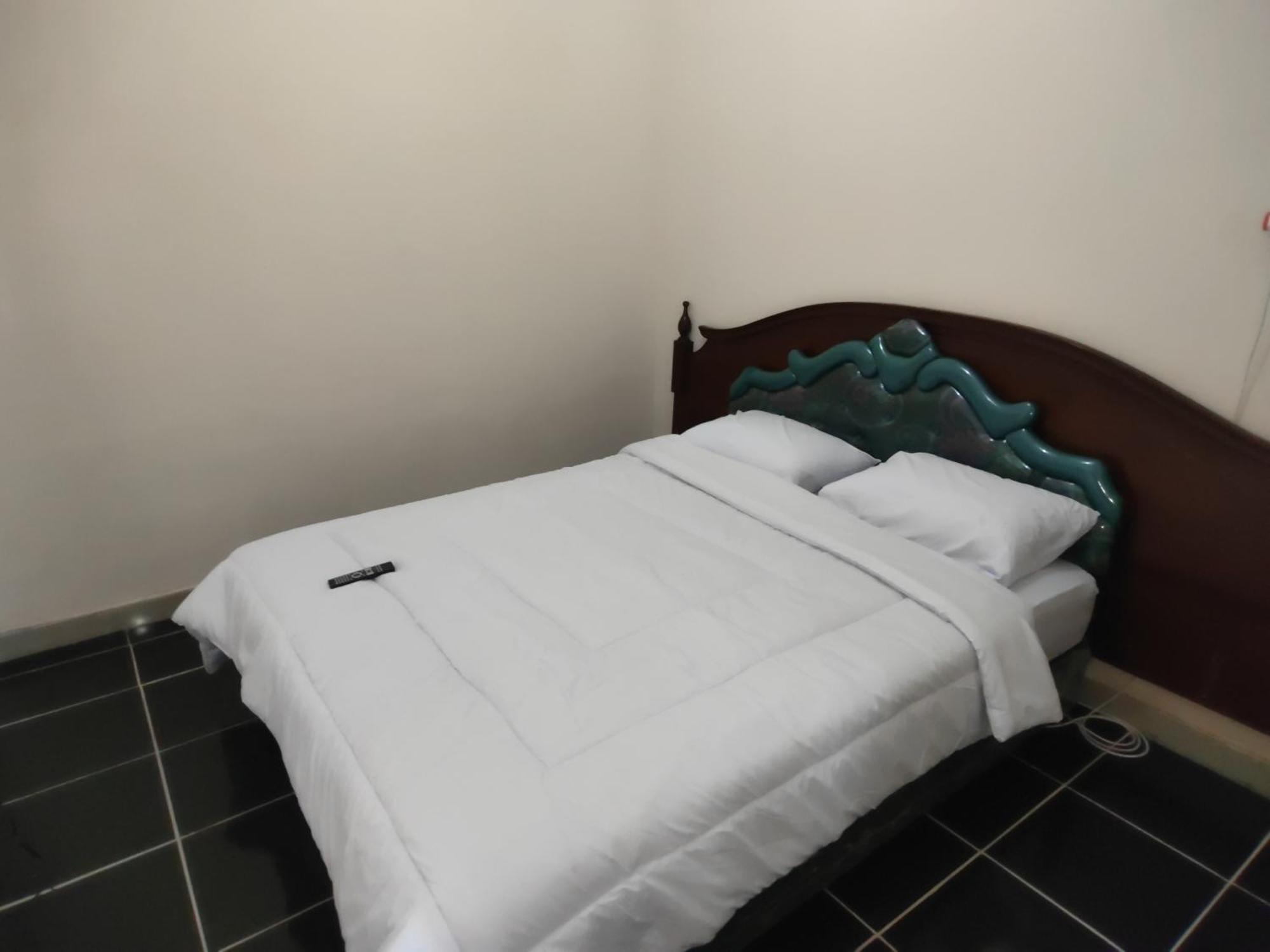 Tirto 27 Homestay Yogyakarta Exterior foto