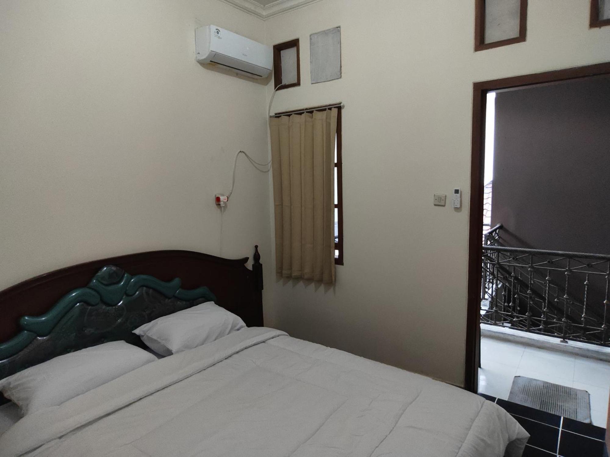 Tirto 27 Homestay Yogyakarta Quarto foto