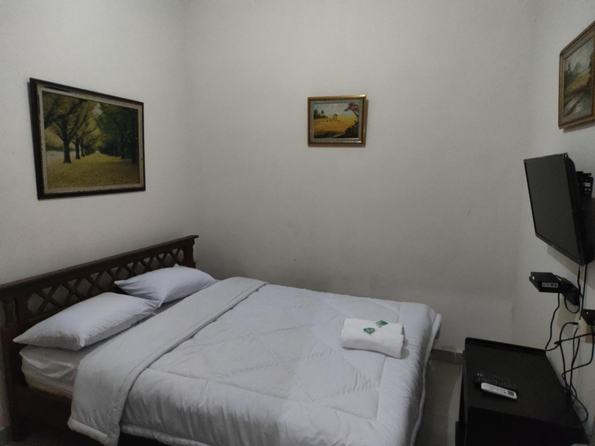 Tirto 27 Homestay Yogyakarta Exterior foto