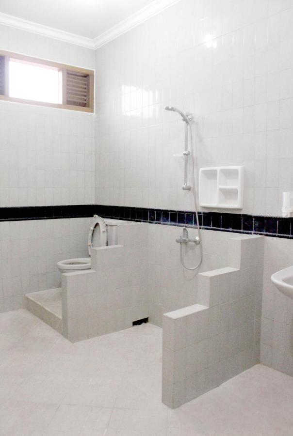 Tirto 27 Homestay Yogyakarta Exterior foto